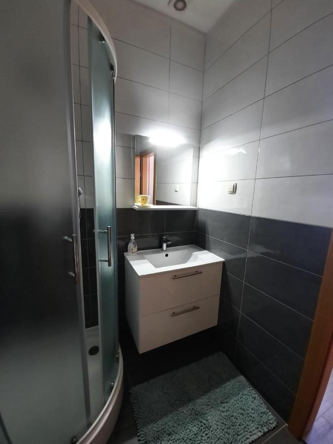 Apartman Barbir Sukošan Eksteriør billede